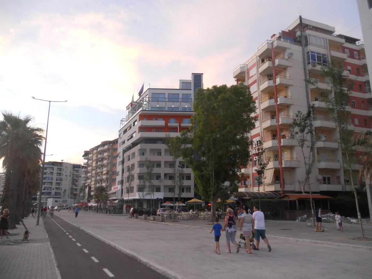 Sea View Apartment Onorato 1 Vlorë Extérieur photo